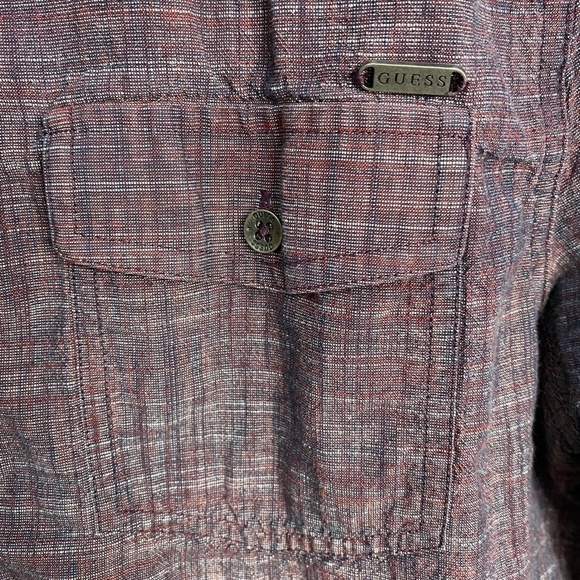 Guess Purplish-red Men's Fine Plaid Button Up Shirt Size Medium - Picture 3 of 11
